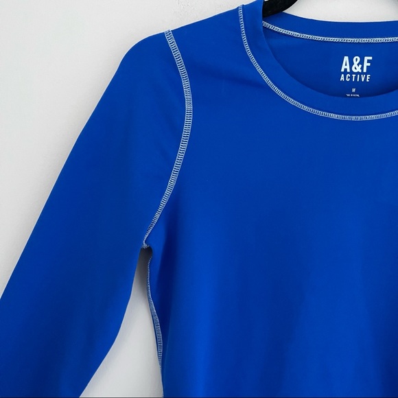 Abercrombie Long Sleeve Workout Shirt - Picture 4 of 10